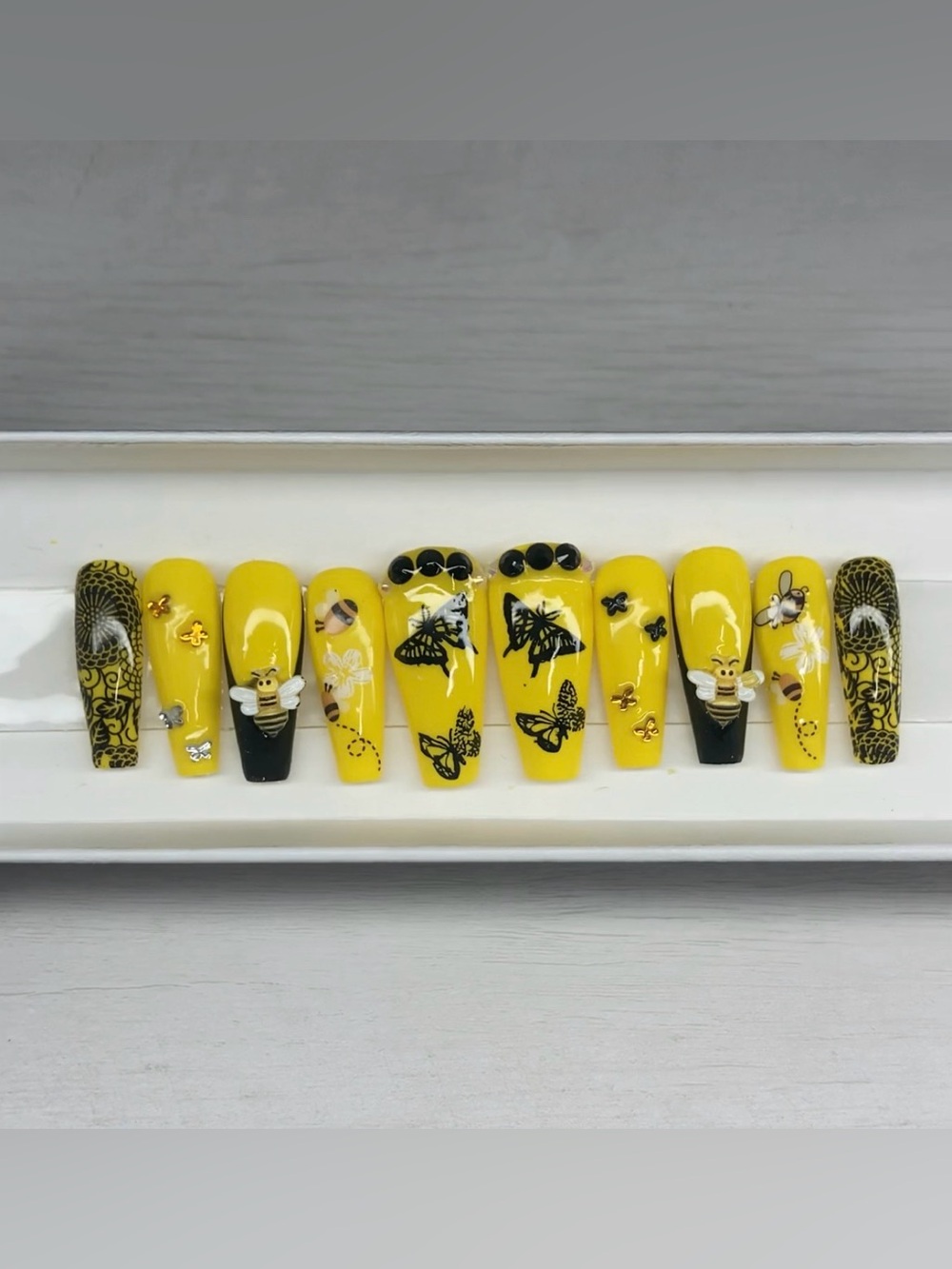 Save the Bees Acrylic Press-On Nails